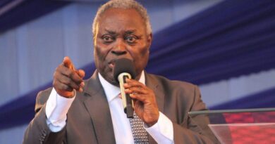 Stop Imposing Persistent Head Covering On Ladies, It Causes Offensive Odour; Kumuyi Tells Ushers