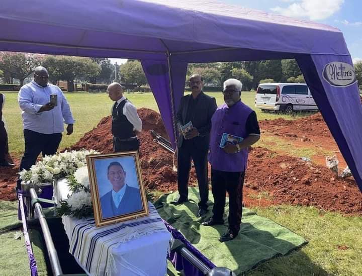 [ICYMI] PHOTOS: Family Organises Burial For Pastor After Waiting 579 Days For His Resurrection