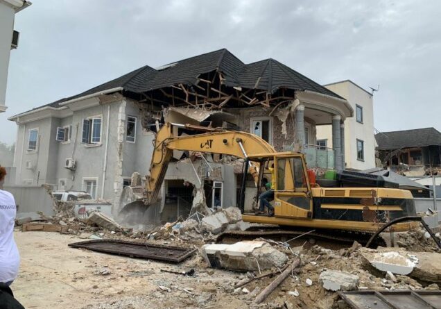 Video: Residents In Tears As Lagos Demolishes 13 Buildings At Ajao Estate
